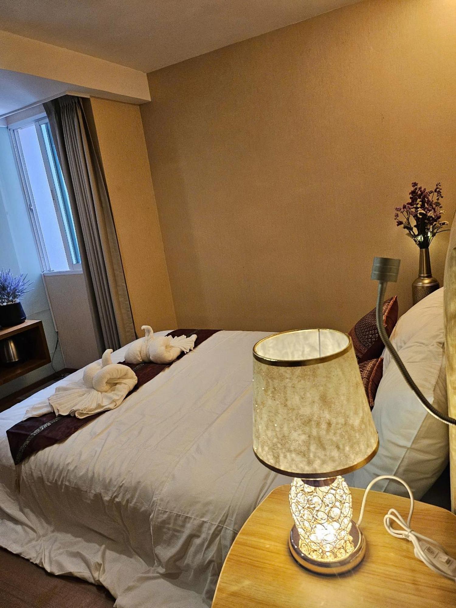 Sam Homestay Bangkok Exterior photo